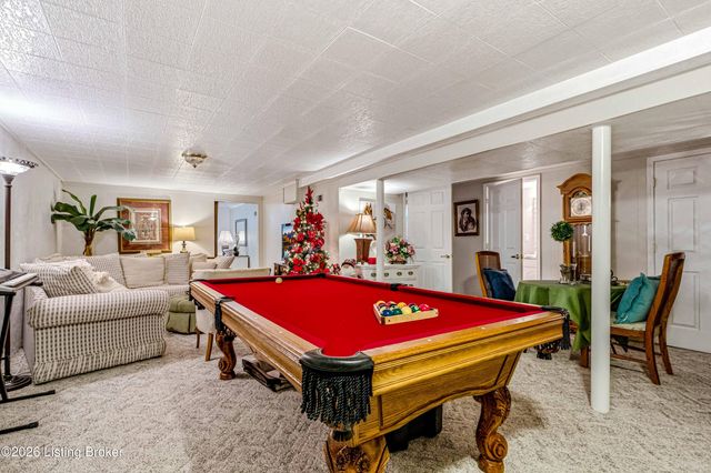 9003 Honor Ave, Louisville, KY 40219