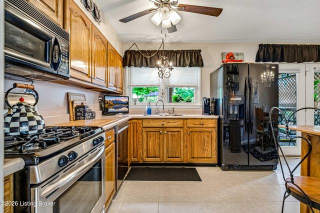 9003 Honor Ave, Louisville, KY 40219