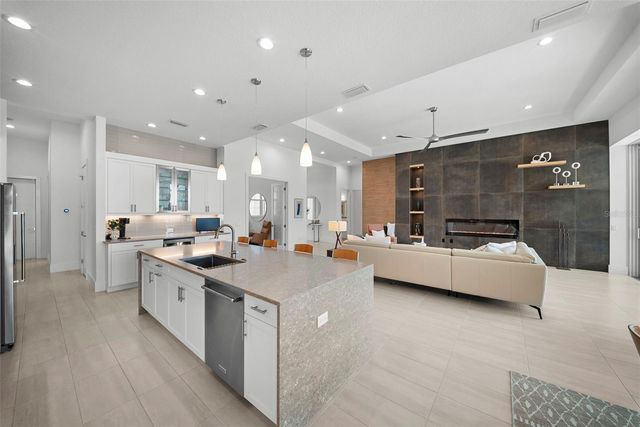 16826 CLEARLAKE AVENUE, Lakewood Ranch, FL 34202