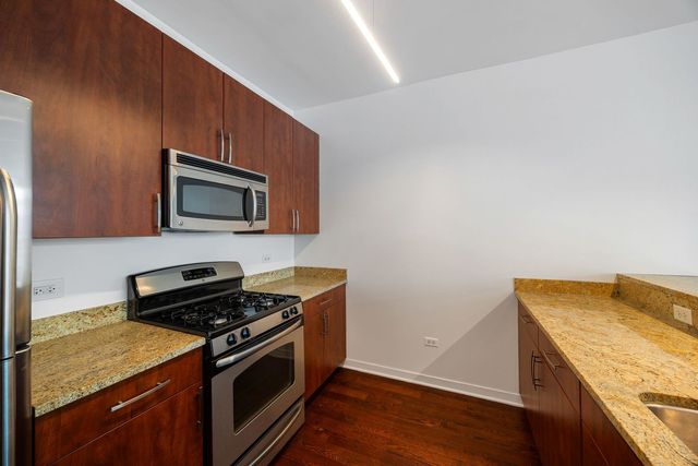 757 N Orleans Street 605, Chicago, IL 60654