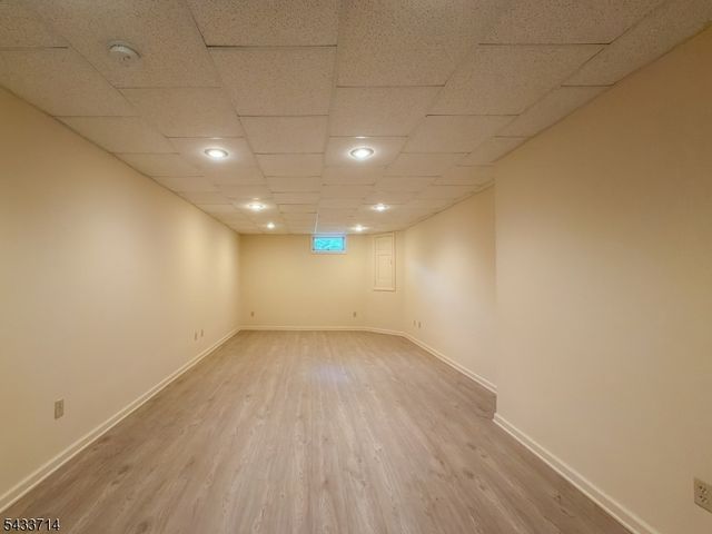 29 Lark Ln, Jefferson Twp., NJ 07438