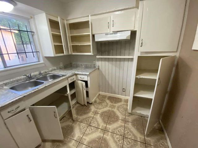 4222 Brookston Street, Houston, TX 77045