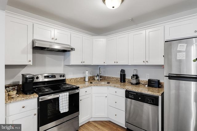 2818-A AUBURN CT, Mount Laurel, NJ 08054