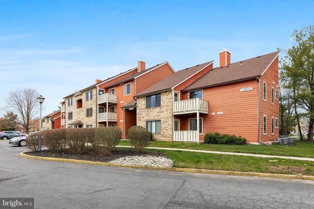 2818-A AUBURN CT, Mount Laurel, NJ 08054