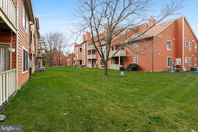 2818-A AUBURN CT, Mount Laurel, NJ 08054