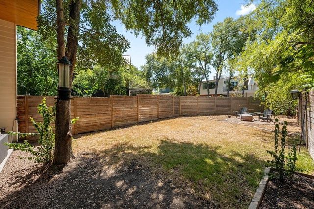 1005 Cardinal LN B, Austin, TX 78704