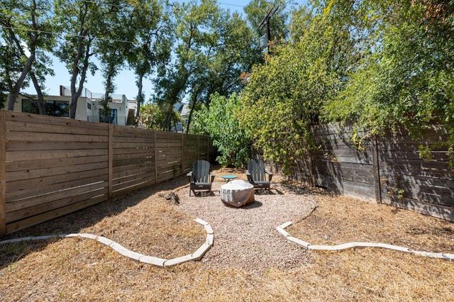 1005 Cardinal LN B, Austin, TX 78704