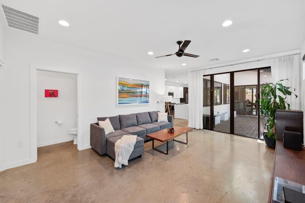 1005 Cardinal LN B, Austin, TX 78704