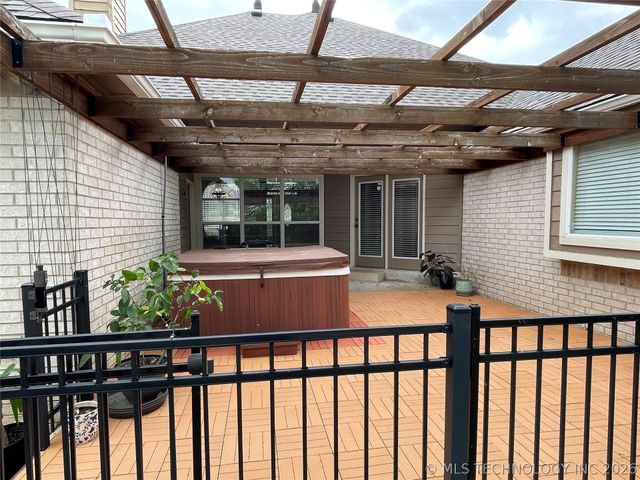 2909 Brook Lane, Sapulpa, OK 74066