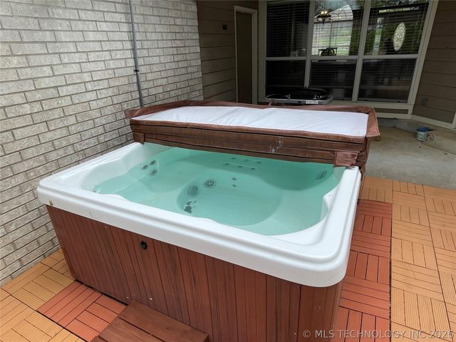 2909 Brook Lane, Sapulpa, OK 74066