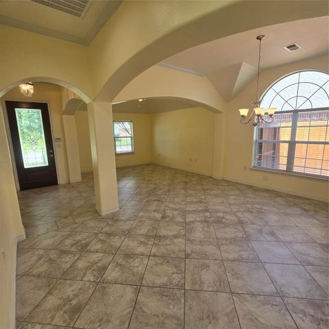 15202 Scenic Forest Drive, Conroe, TX 77384