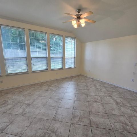 15202 Scenic Forest Drive, Conroe, TX 77384