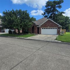 15202 Scenic Forest Drive, Conroe, TX 77384