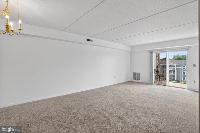 627 BRANDON RD, West Norriton, PA 19403