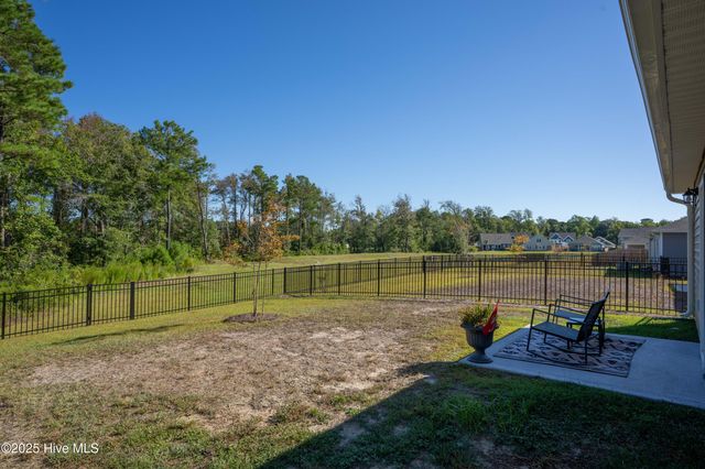 2018 Course Lane, Surf City, NC 28445