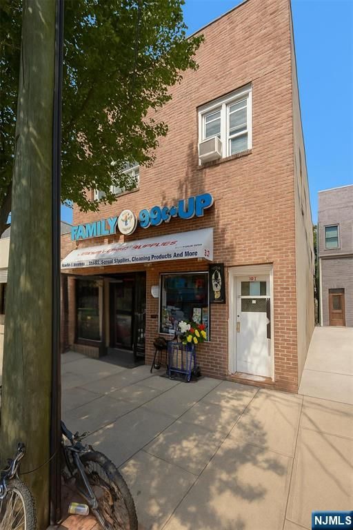 707 New York Avenue 2, Union City, NJ 07087