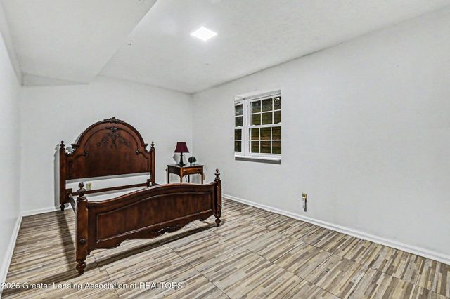 535 Glenmoor Road 1a, East Lansing, MI 48823