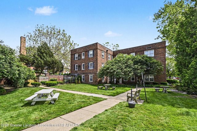 535 Glenmoor Road 1a, East Lansing, MI 48823