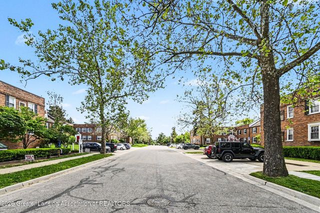 535 Glenmoor Road 1a, East Lansing, MI 48823