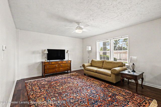 535 Glenmoor Road 1a, East Lansing, MI 48823