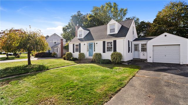 123 Brunswick Drive, Warwick, RI 02886