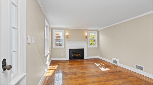 123 Brunswick Drive, Warwick, RI 02886