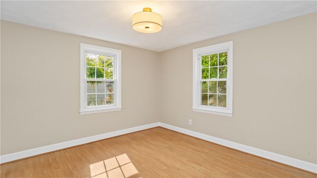 123 Brunswick Drive, Warwick, RI 02886