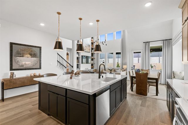 2110 Villa Flora Lane, Friendswood, TX 77546