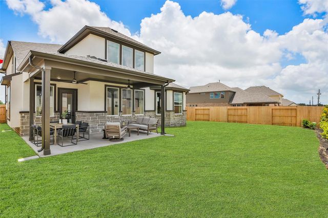 2110 Villa Flora Lane, Friendswood, TX 77546