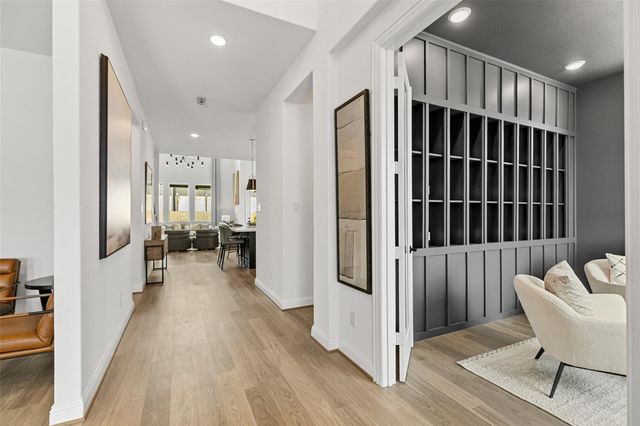 2110 Villa Flora Lane, Friendswood, TX 77546