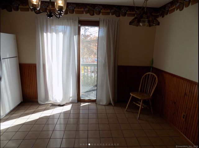 31 Meloy Road APT 2B, West Haven, CT 06516