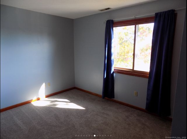 31 Meloy Road APT 2B, West Haven, CT 06516