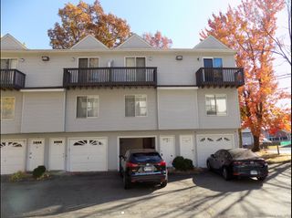 31 Meloy Road APT 2B, West Haven, CT 06516