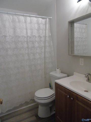 1423 Stevens Avenue NE, Huntsville, AL 35801