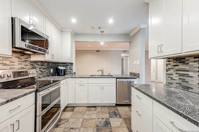 13130 Blanco Rd Apt 1505, San Antonio, TX 78216