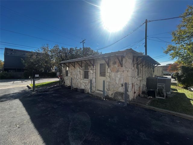 5508 Clay Ave A, Austin, TX 78756