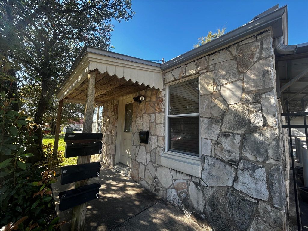 5508 Clay Ave A, Austin, TX 78756