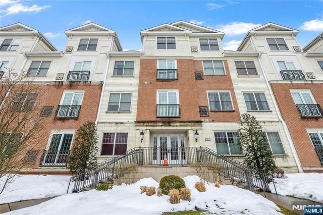 1310 The Plaza 1310, Tenafly, NJ 07670