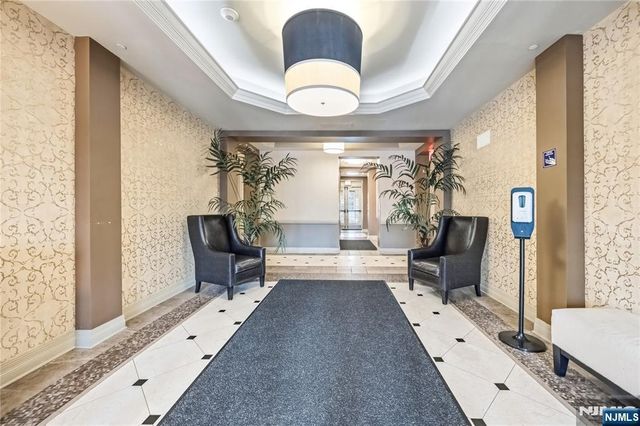 1310 The Plaza 1310, Tenafly, NJ 07670