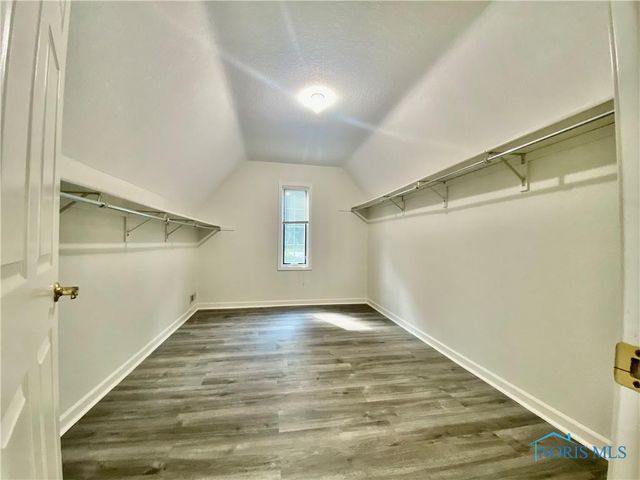 2910 Tracewood Drive, Toledo, OH 43617