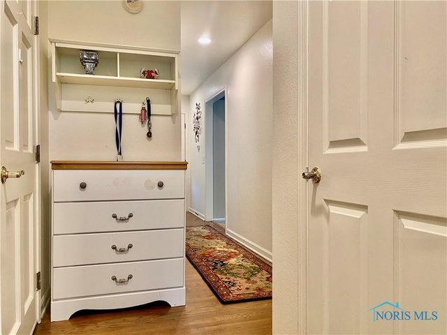 2910 Tracewood Drive, Toledo, OH 43617