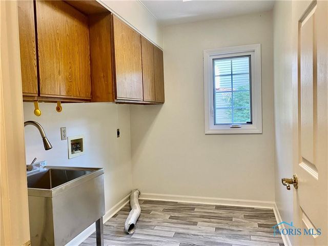 2910 Tracewood Drive, Toledo, OH 43617