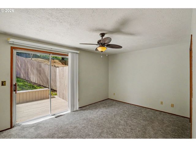3615 EDWARD Dr Se, Salem, OR 97302