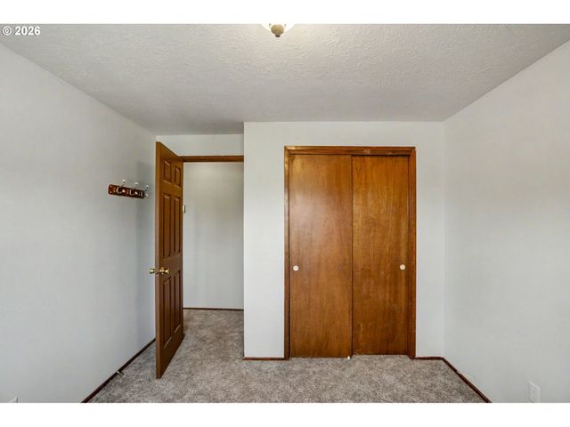 3615 EDWARD Dr Se, Salem, OR 97302