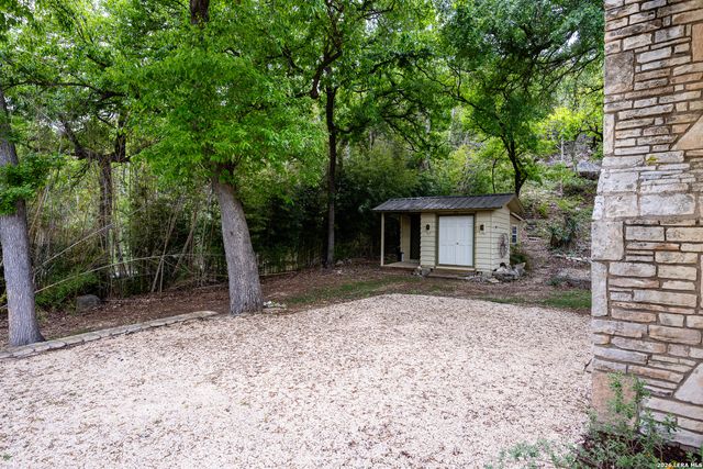 2985 Highway 39, Hunt, TX 78024