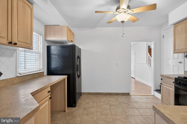 123 MONMOUTH ST, Hightstown, NJ 08520