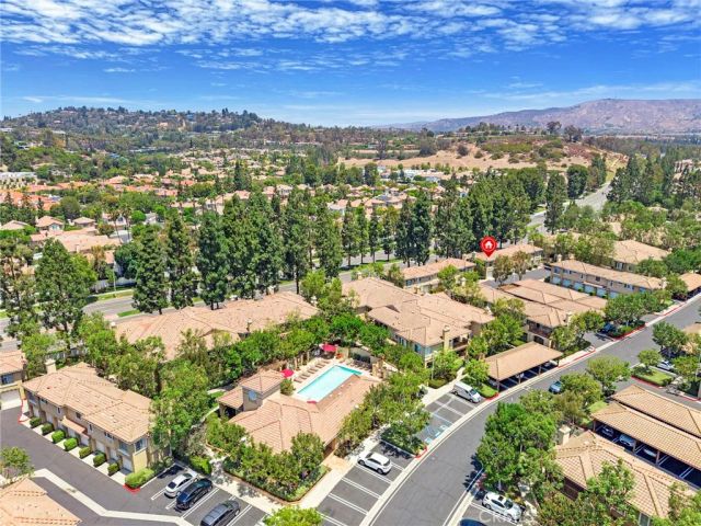 186 Gallery Way, Tustin, CA 92782