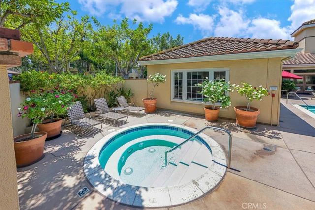 186 Gallery Way, Tustin, CA 92782