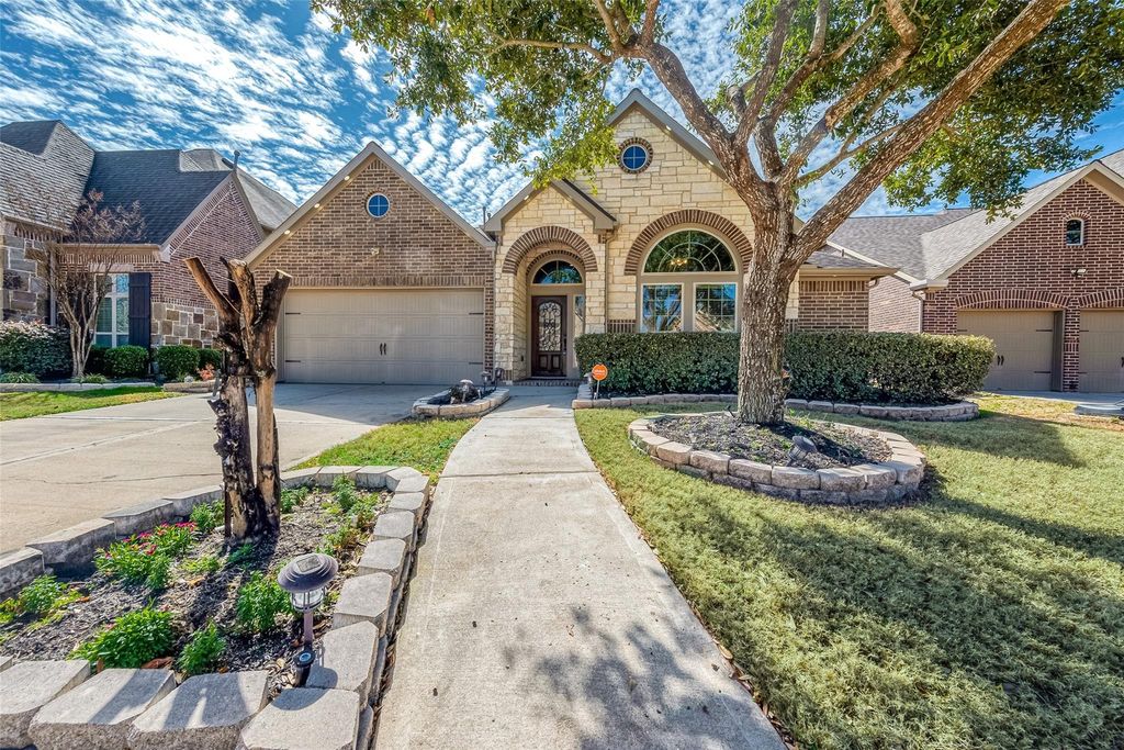 10214 Carolyndale Drive, Richmond, TX 77407