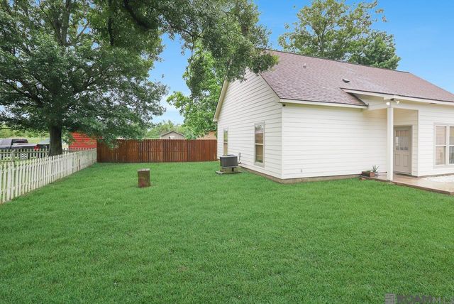 44275 Clement St, Sorrento, LA 70778